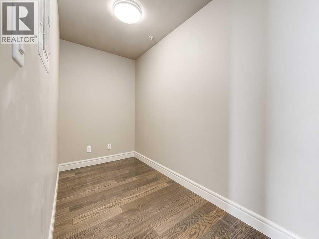 803, 817 15 Avenue SW — photo 11