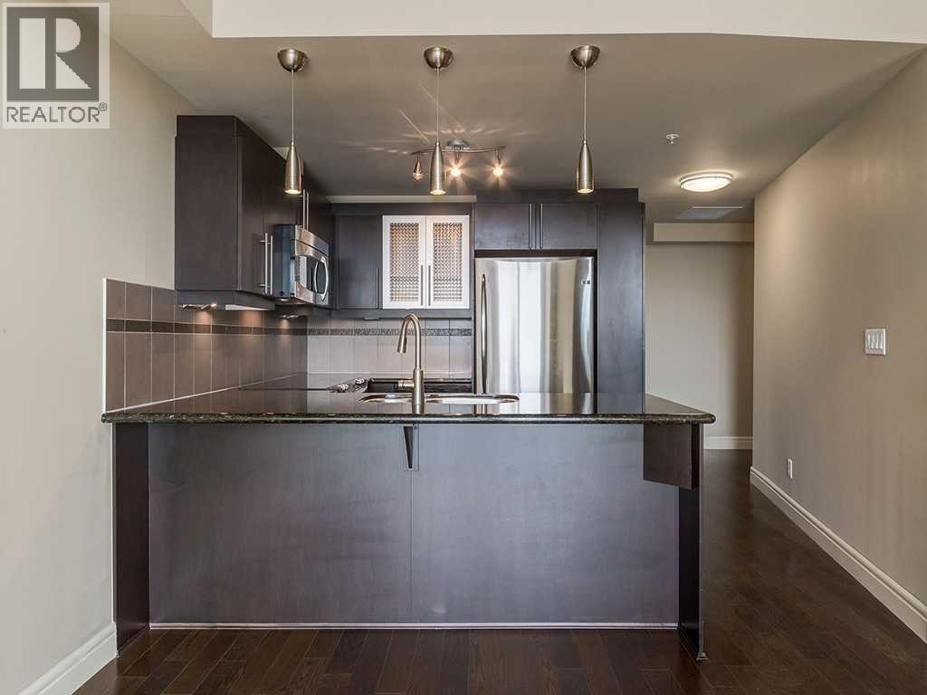 803, 817 15 Avenue SW — photo 21