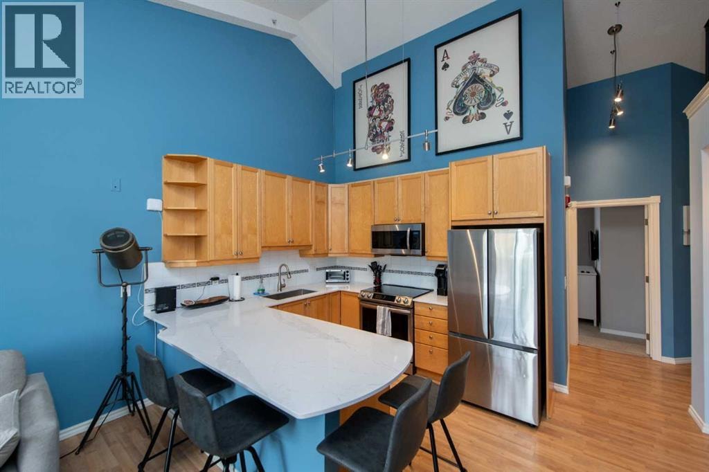 235, 112 14 Avenue SE — photo 7
