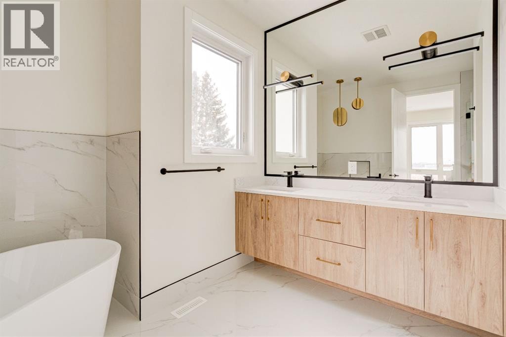 39A Moncton Road NE — photo 28