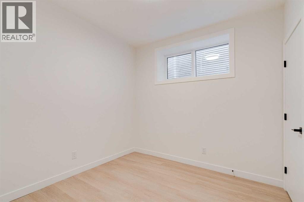 39B Moncton Road NE — photo 47