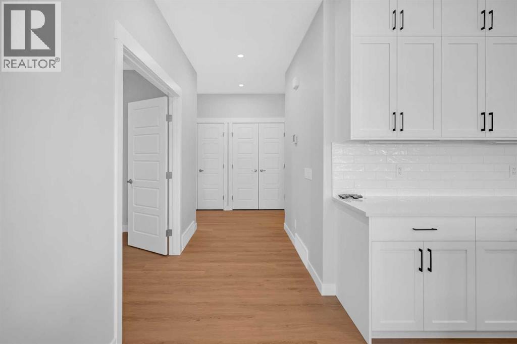 239 Chelsea  Park — photo 8