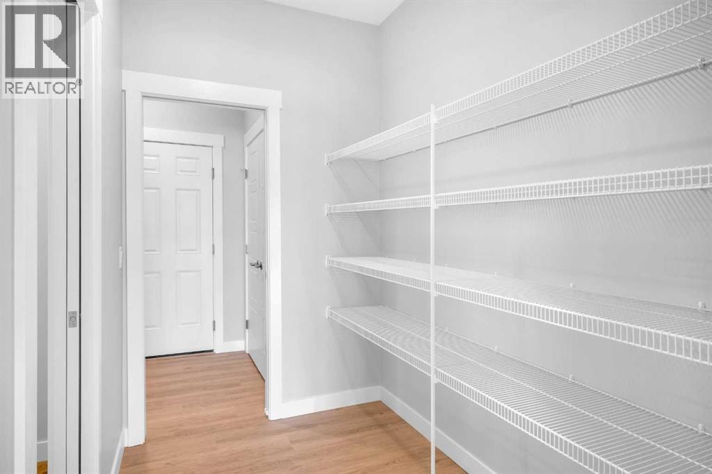 239 Chelsea  Park — photo 22