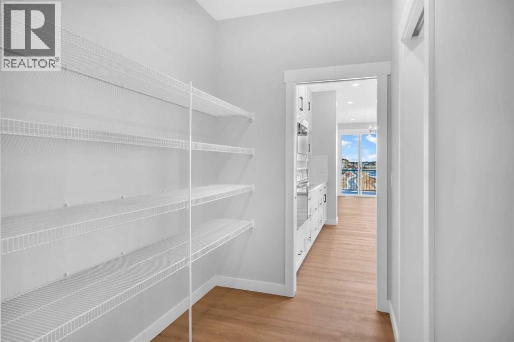 239 Chelsea  Park — photo 24