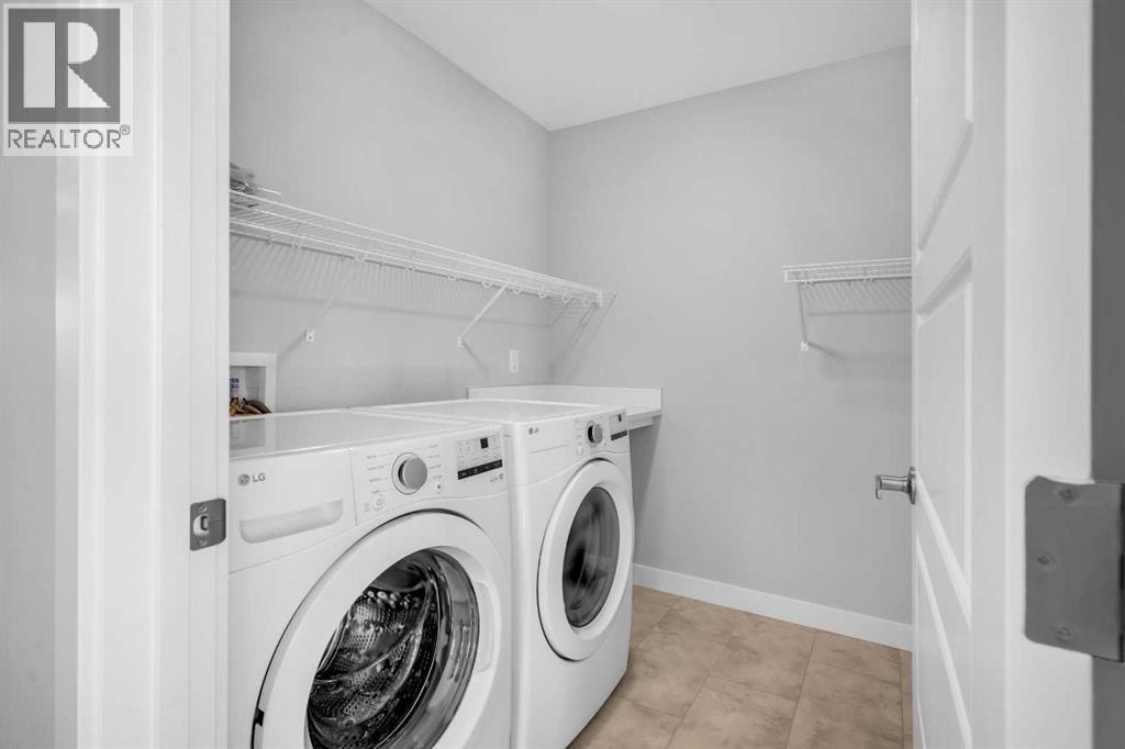 239 Chelsea  Park — photo 30