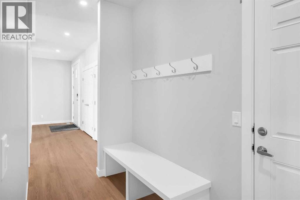 239 Chelsea  Park — photo 25
