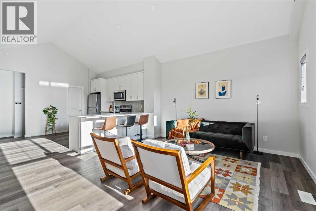 9, 71 Lucas Street NW
