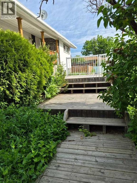 48 Northmount Drive NW — photo 14