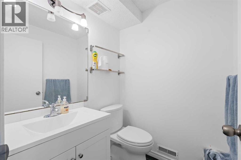 6509 68 Street NE — photo 25
