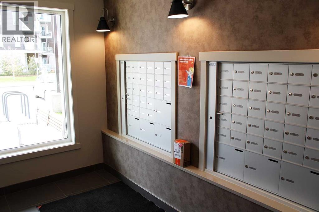 205, 700 Shawnee Square SW — photo 23