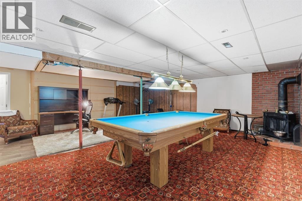 1703 110 Avenue SW — photo 37