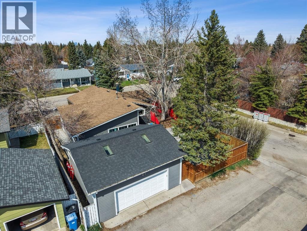 1703 110 Avenue SW — photo 48