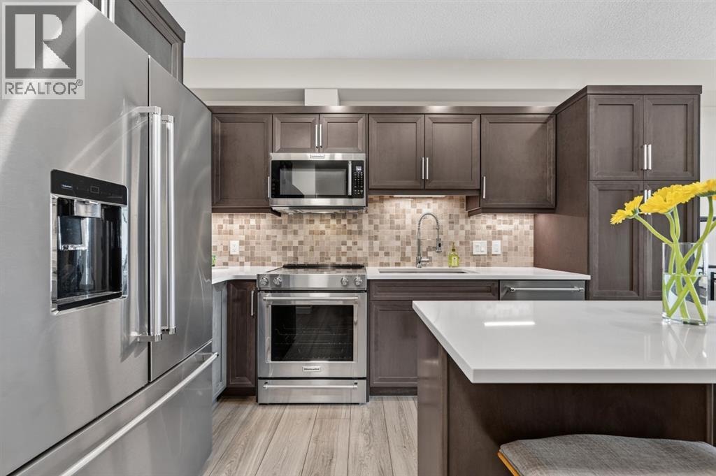 2302, 80 Greenbriar Place NW — photo 3
