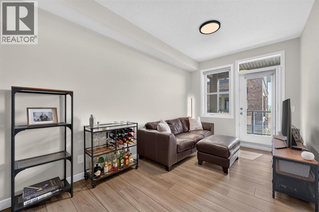 2302, 80 Greenbriar Place NW — photo 8