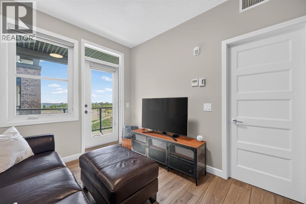 2302, 80 Greenbriar Place NW — photo 10