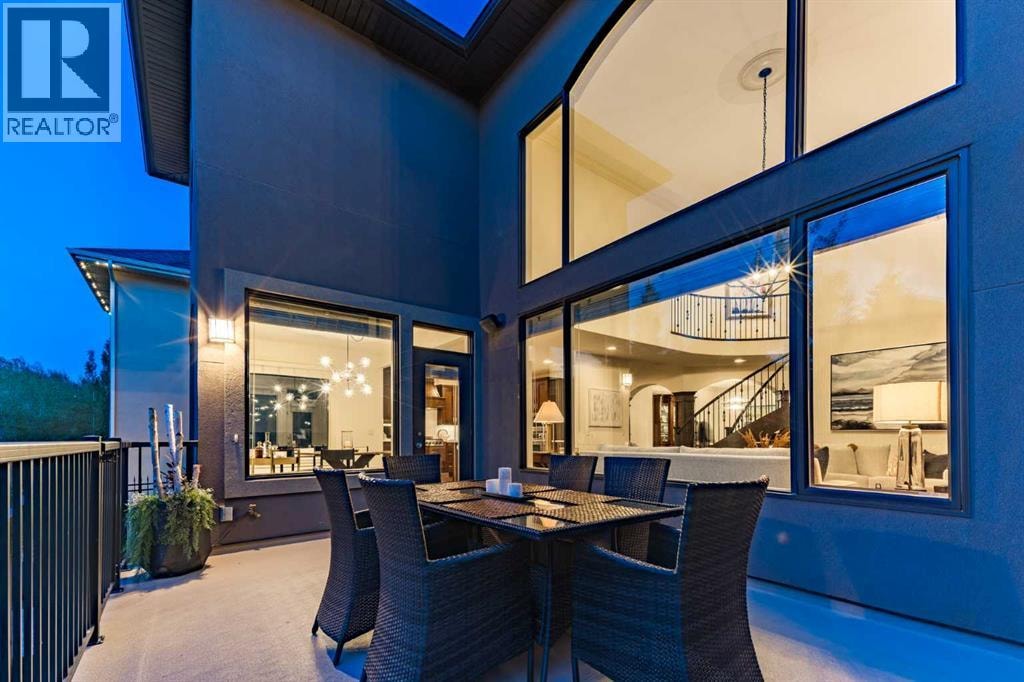 32 Aspen Meadows Manor SW — photo 18