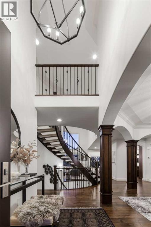 32 Aspen Meadows Manor SW — photo 9