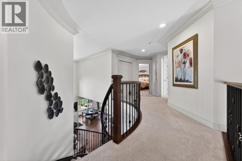 32 Aspen Meadows Manor SW — photo 22