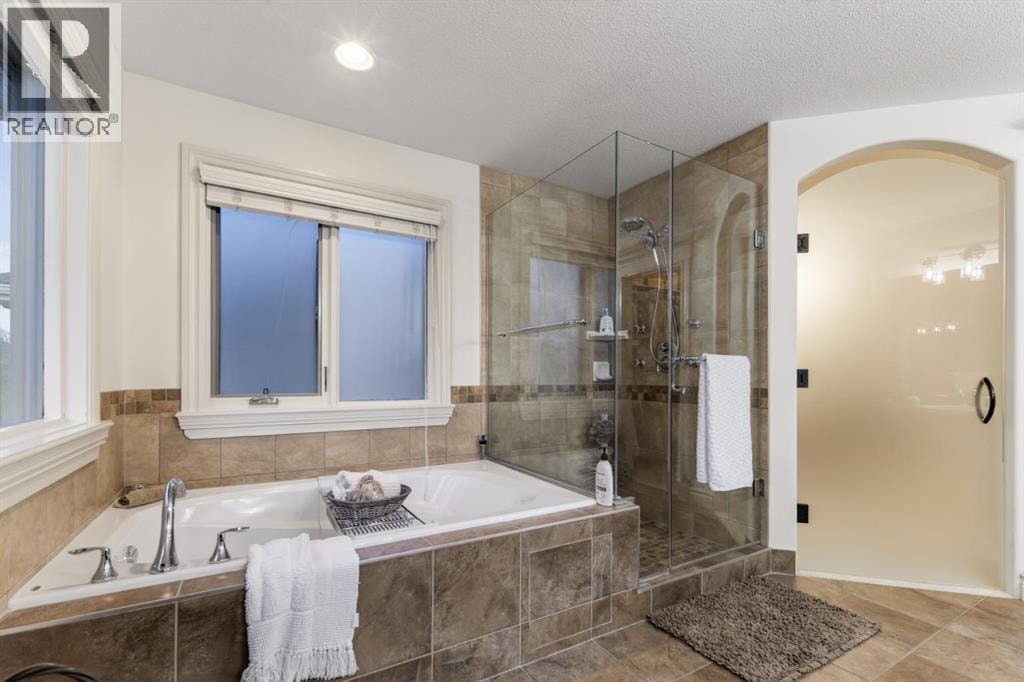32 Aspen Meadows Manor SW — photo 27