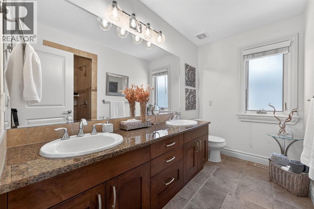32 Aspen Meadows Manor SW — photo 32