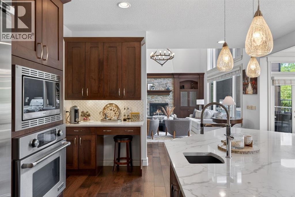 32 Aspen Meadows Manor SW — photo 16