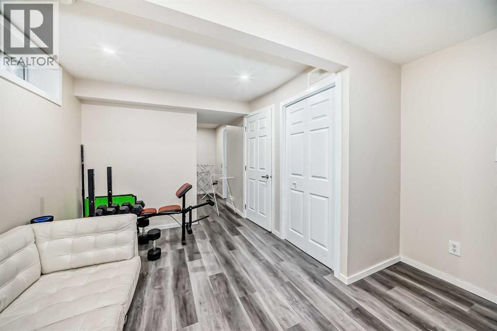 110 Edgeburn Crescent NW — photo 31