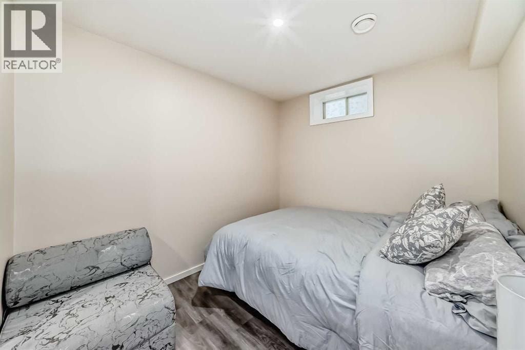 110 Edgeburn Crescent NW — photo 33