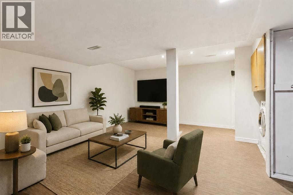 902 Harvest Hills Drive NE — photo 9