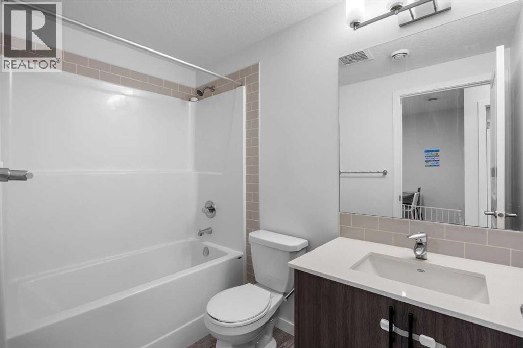 288 Lucas Boulevard NW — photo 27