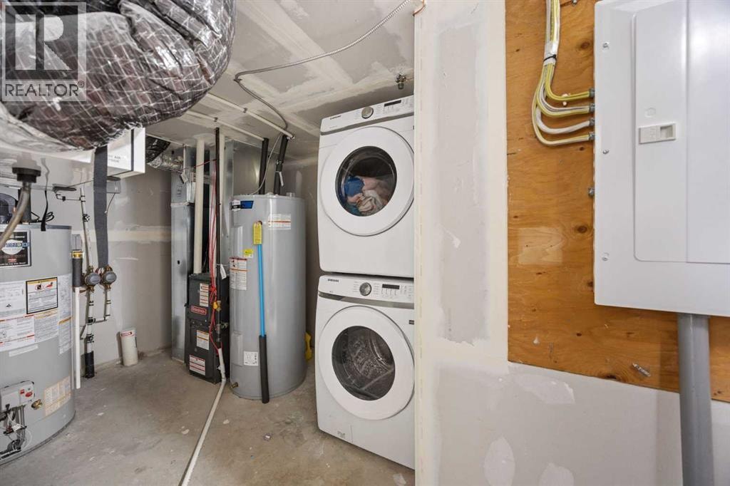 288 Lucas Boulevard NW — photo 32