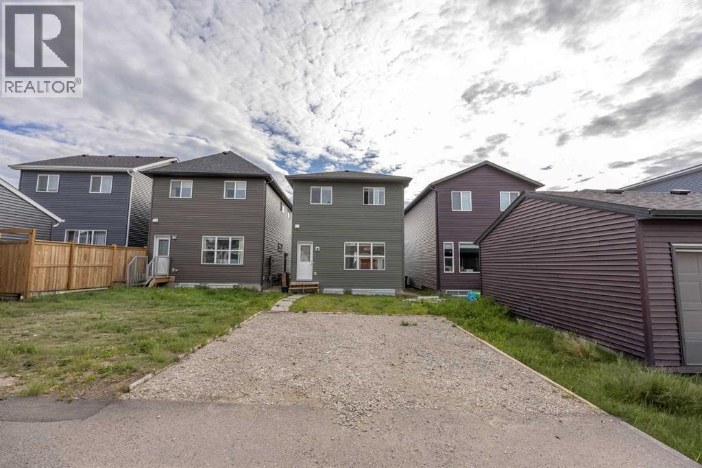 288 Lucas Boulevard NW — photo 33