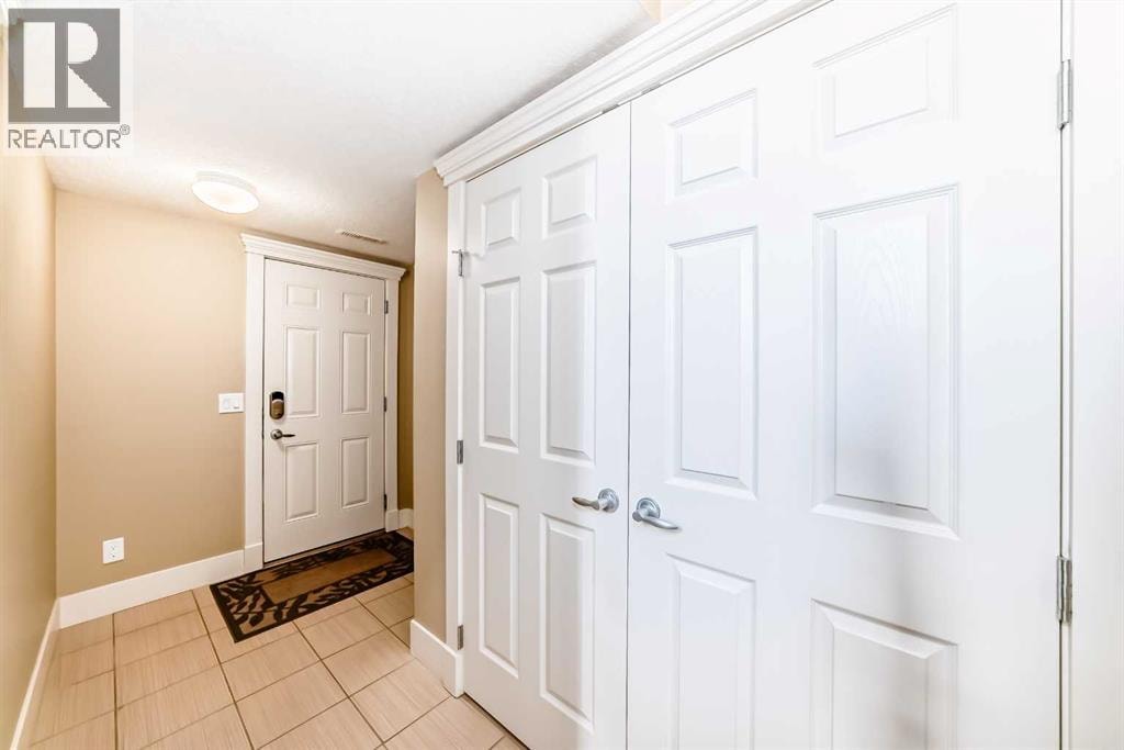 520 Rocky Vista Gardens NW — photo 32