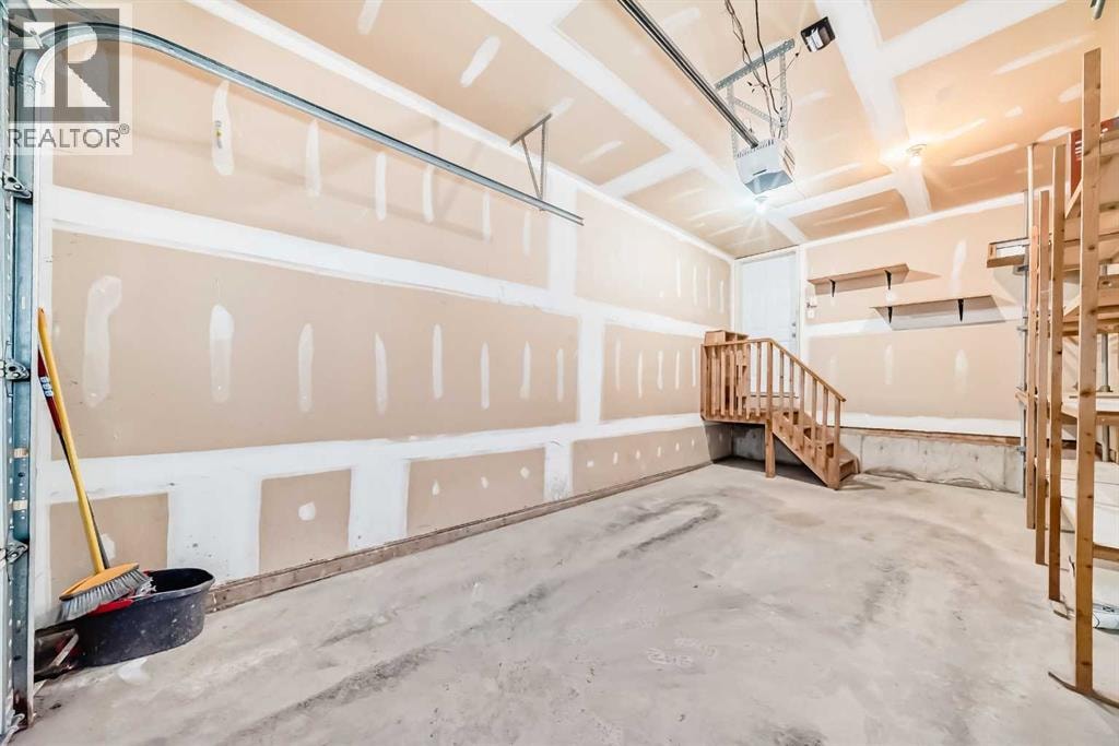 156 Simcoe Place SW — photo 28