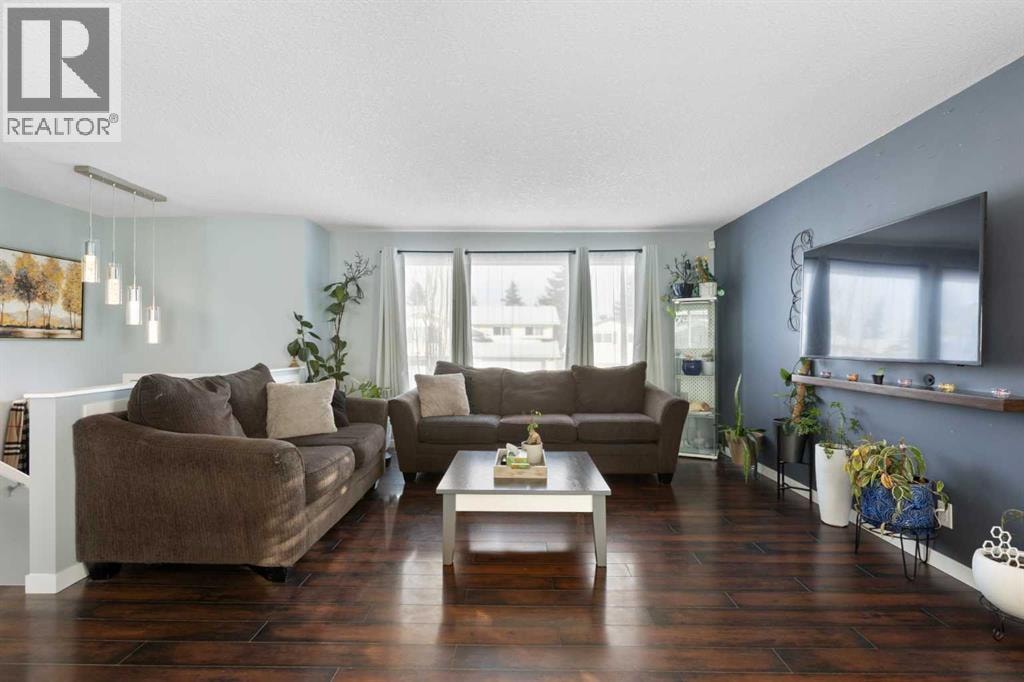 172 Rundlefield Crescent NE — photo 5