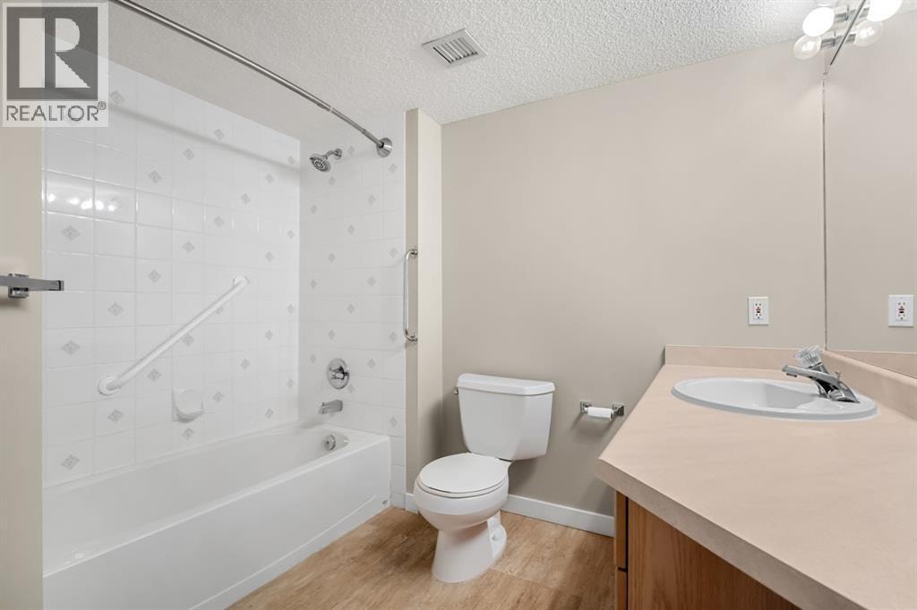 1108, 1108 Hawksbrow Point NW — photo 13