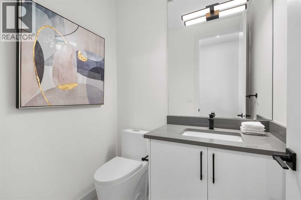 3719 14A Street SW — photo 16