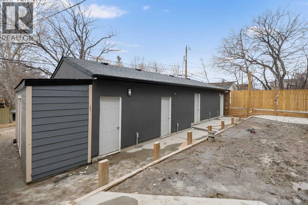 3719 14A Street SW — photo 44