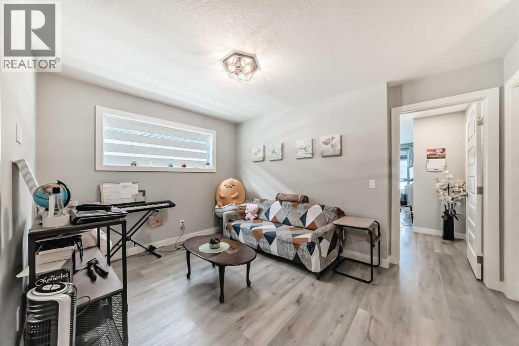 15053 37 Street SW — photo 31