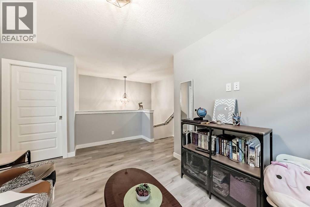 15053 37 Street SW — photo 30