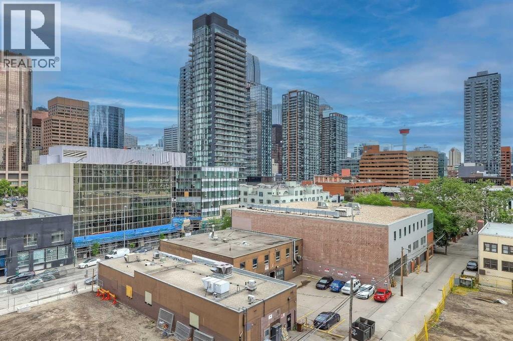 708, 718 12 Avenue SW — photo 24
