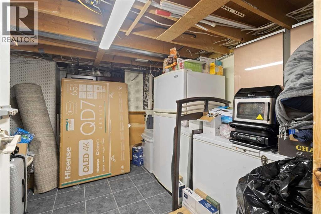 208 Woodpark Place SW — photo 36