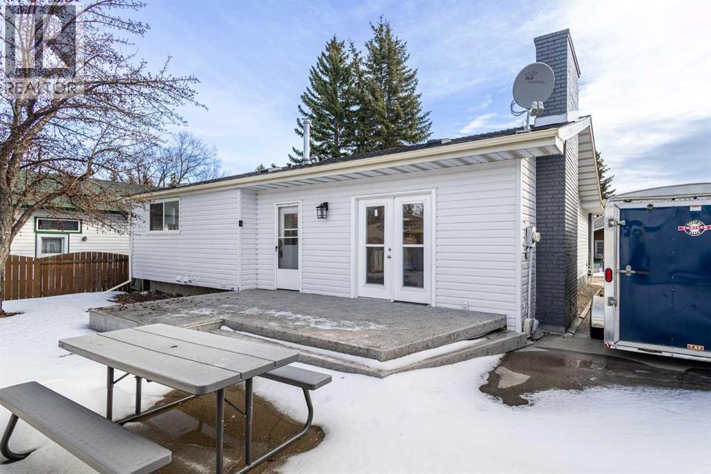 208 Woodpark Place SW — photo 38