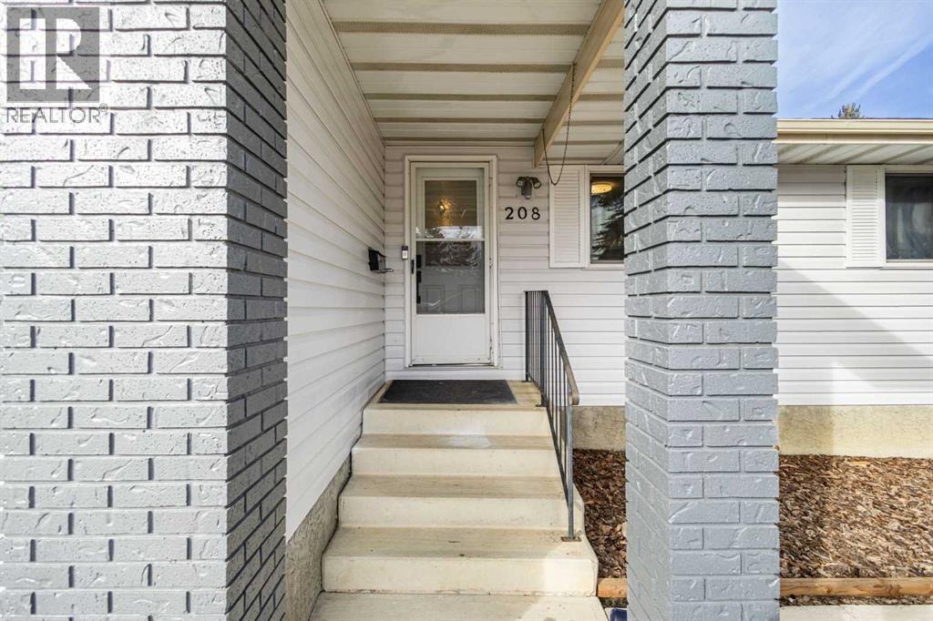 208 Woodpark Place SW — photo 46