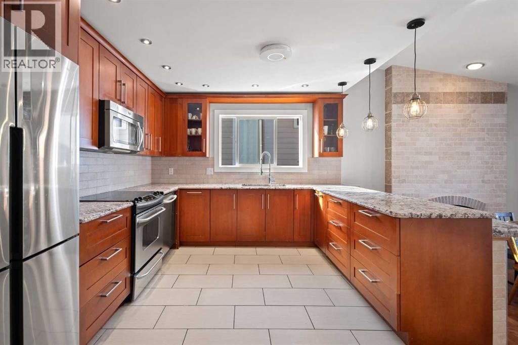 208 Woodpark Place SW — photo 10