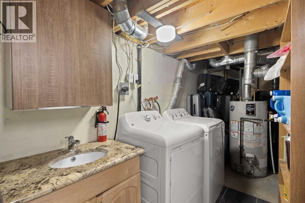 208 Woodpark Place SW — photo 35