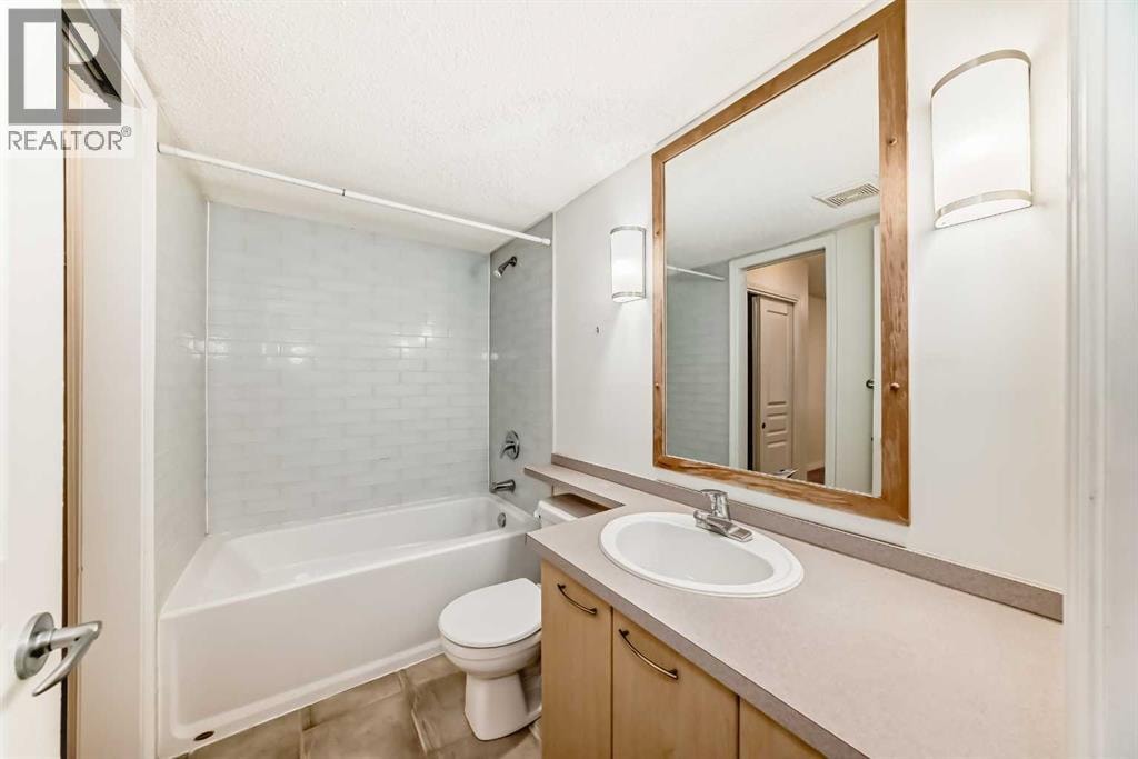 205, 5115 Richard Road SW — photo 14