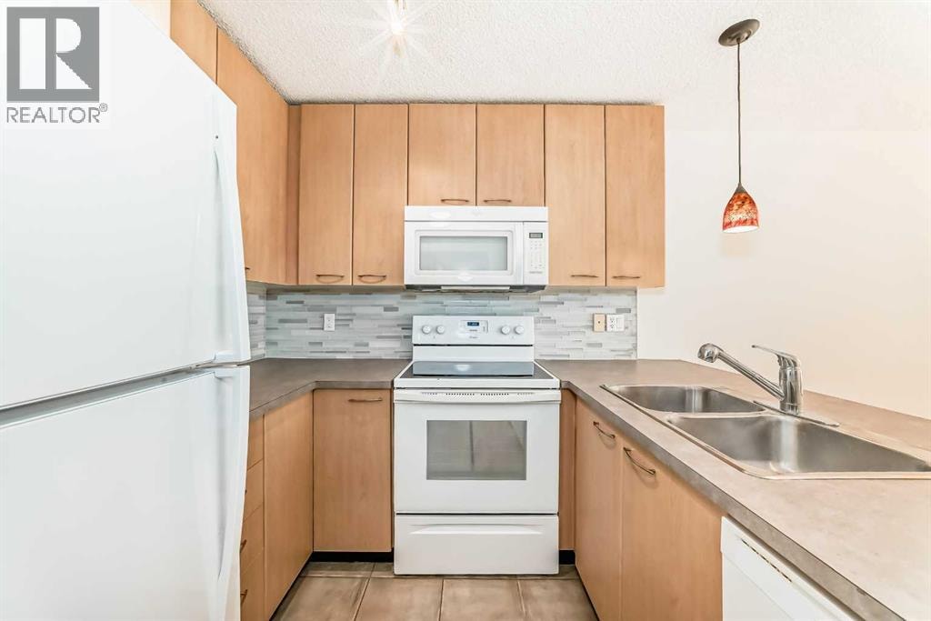 205, 5115 Richard Road SW — photo 7