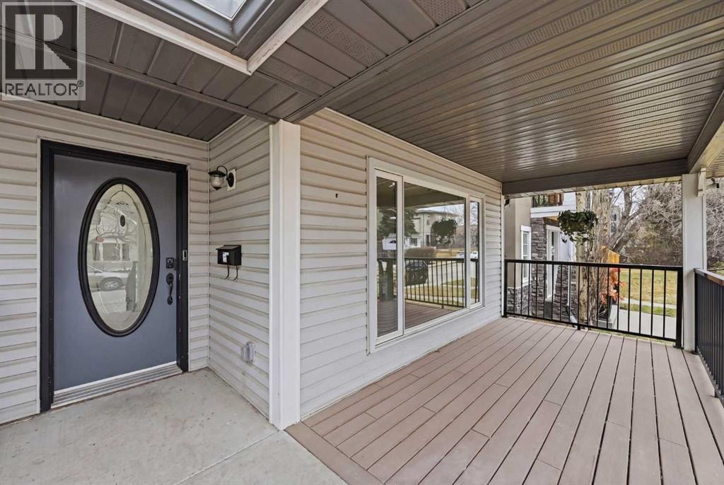 924 19 Avenue NW — photo 3