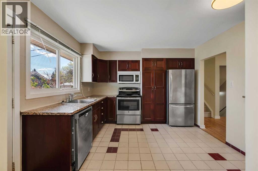 8432 Elbow Drive SW — photo 9