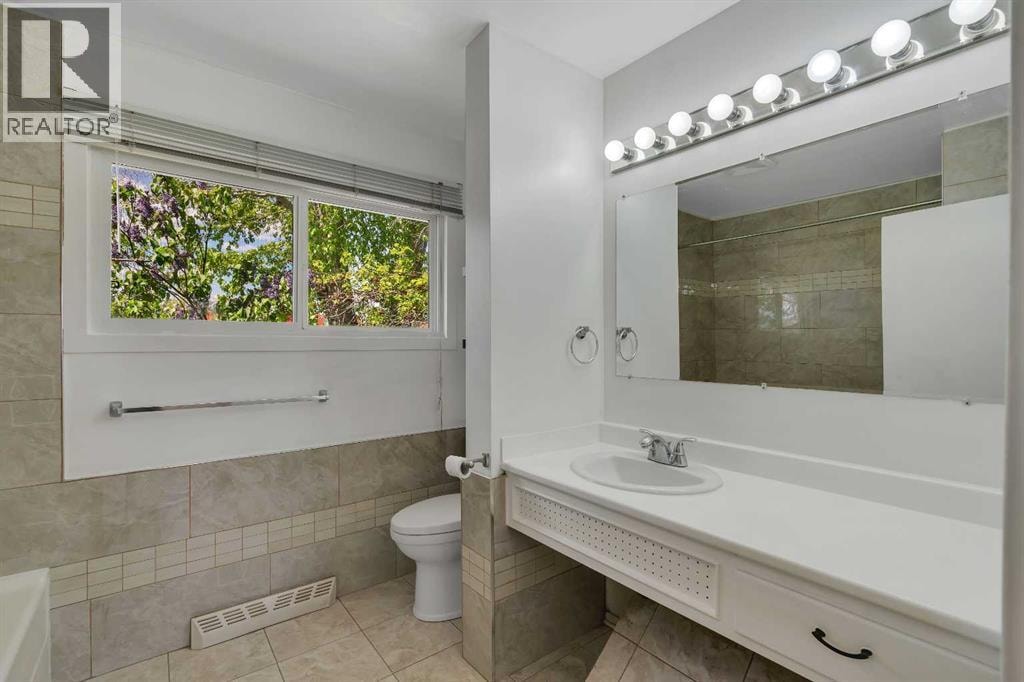 8432 Elbow Drive SW — photo 13